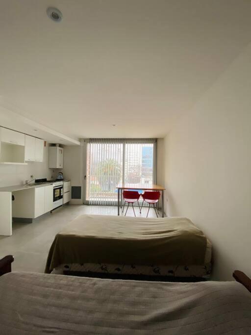 Monoambiente Impecable En Plaza Mitre Apartamento *